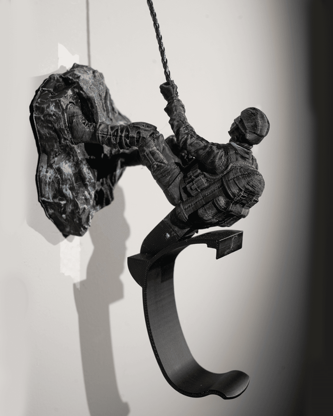 Abseiling Soldier Gaming Controller & Headset Holder