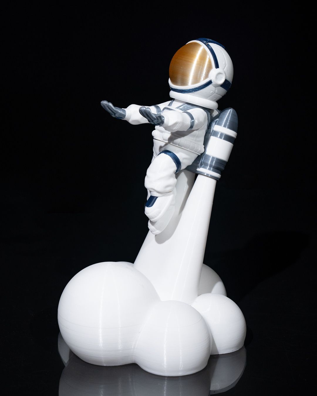 Astronaut Gaming Controller Holder Stand