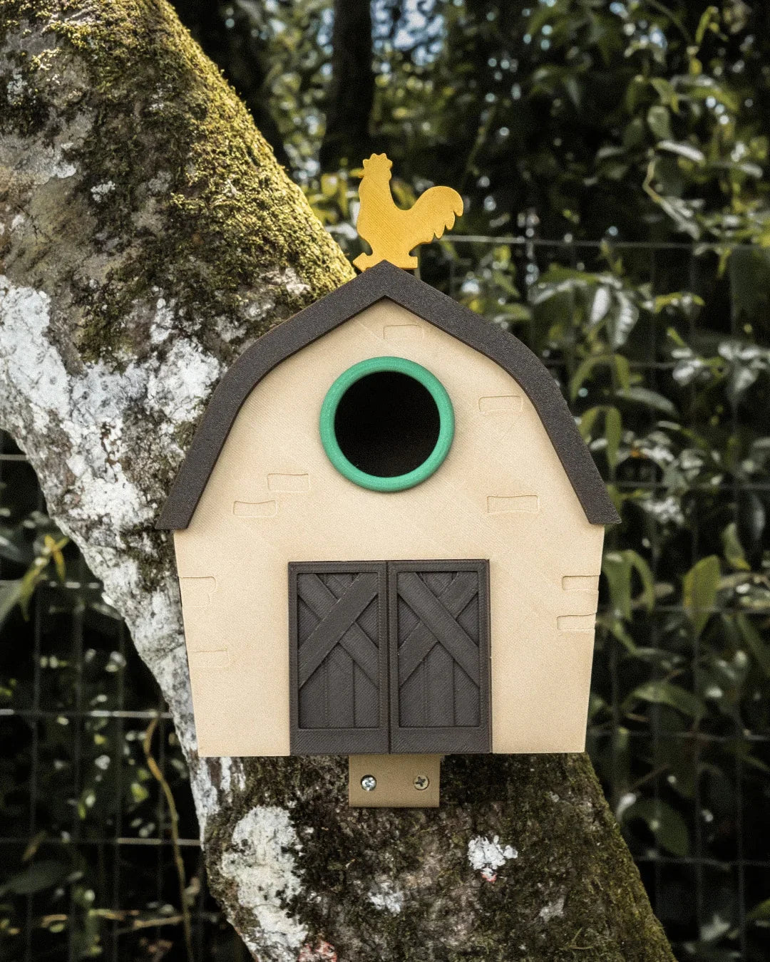 The Little Red Roost – Barn-Style Bird House for the Outdoors - Fusion Layer 3D