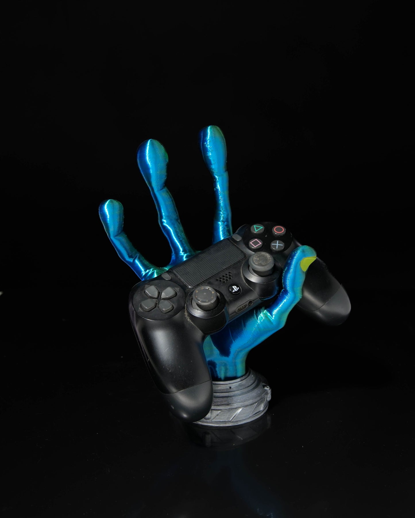 4-Finger Alien Hand Gaming Controller Holder Stand