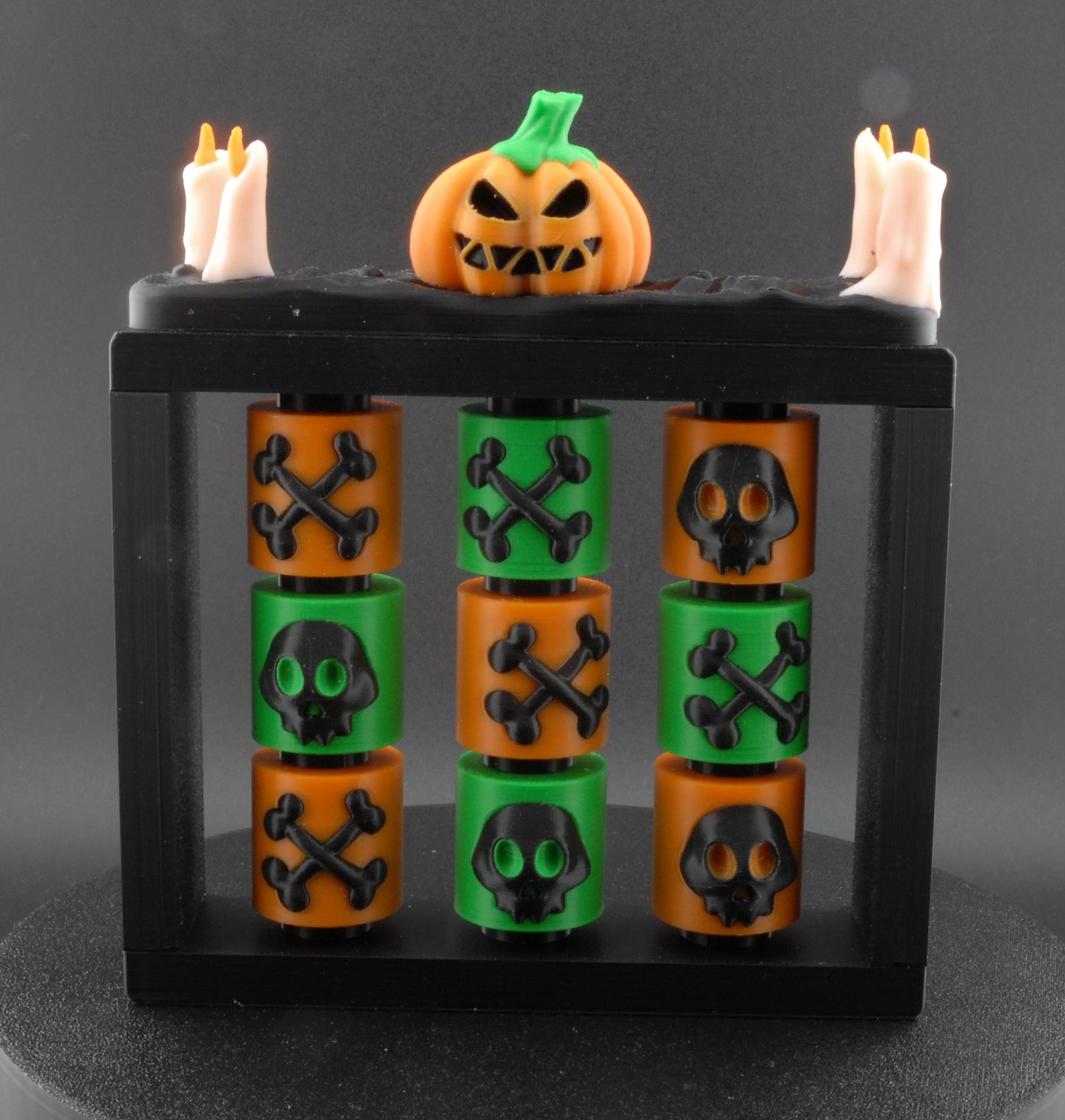 Halloween Tic-Tac-Toe – Skull & Crossbones Game Set