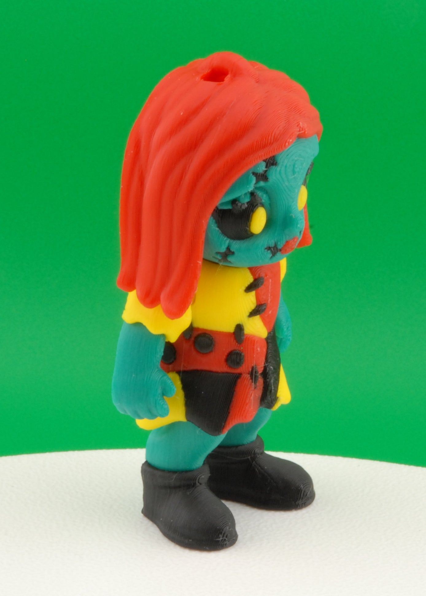 Sally Figure – Nightmare Before Christmas Articulated Collectible | 3D Printed Horror Toy | Sally Keychain or Halloween Figurine