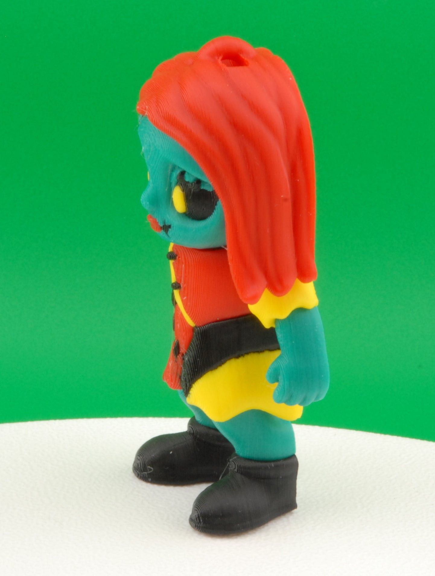 Sally Figure – Nightmare Before Christmas Articulated Collectible | 3D Printed Horror Toy | Sally Keychain or Halloween Figurine