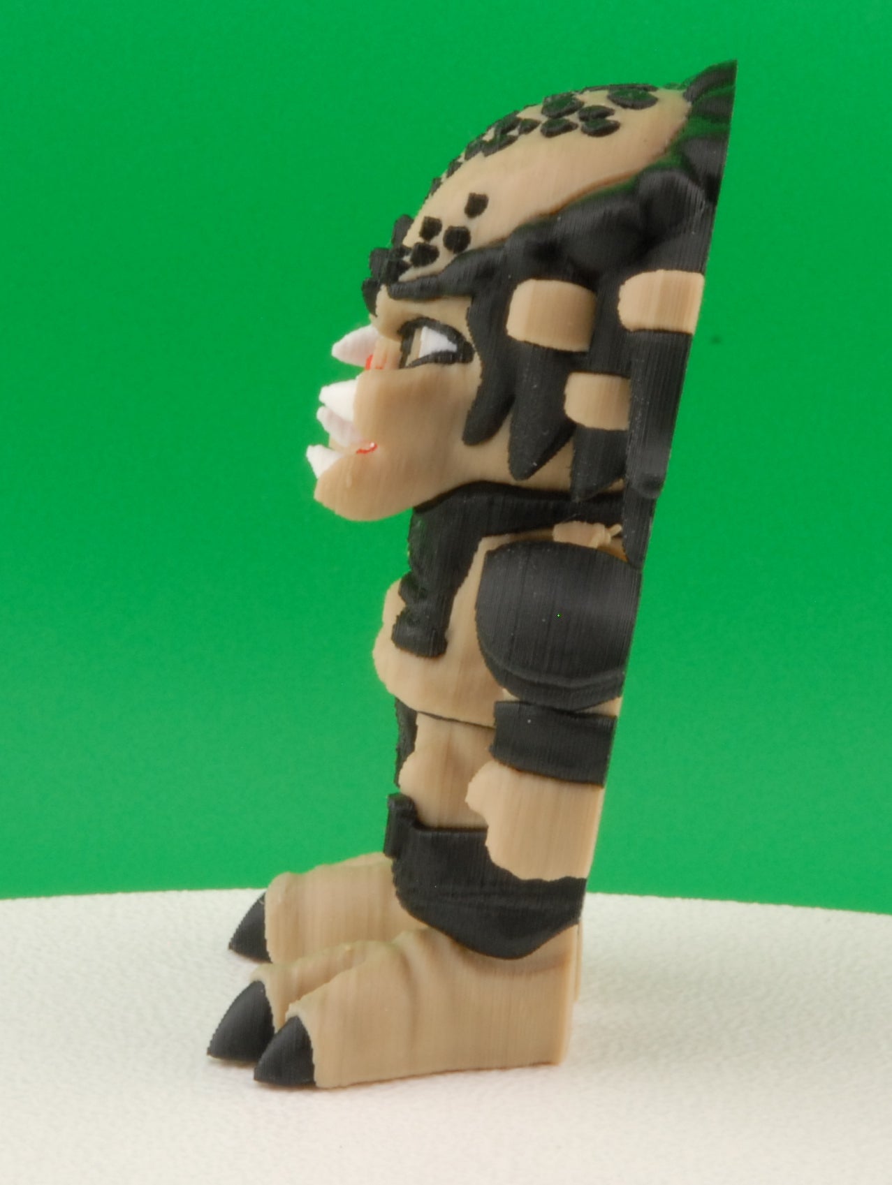 Predator Figure – Articulated Horror Sci-Fi Collectible | 3D Printed Predator Toy | Alien Hunter Keychain or Display Figurine