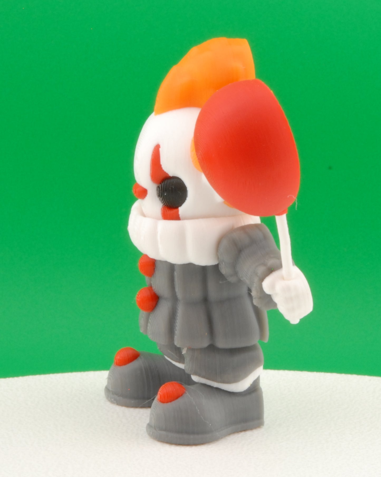 Pennywise Figure – IT 2017 Articulated Horror Collectible | 3D Printed Creepy Clown Toy | Pennywise Keychain with Balloon
