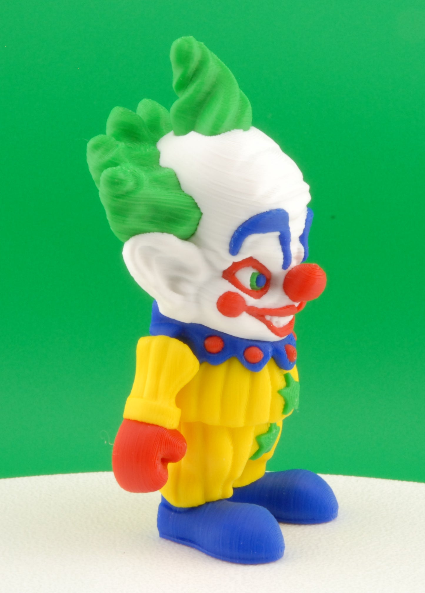 Killer Klown Figure – Articulated Horror Movie Collectible | 3D Printed Creepy Clown Toy | Killer Klowns from Outer Space Keychain