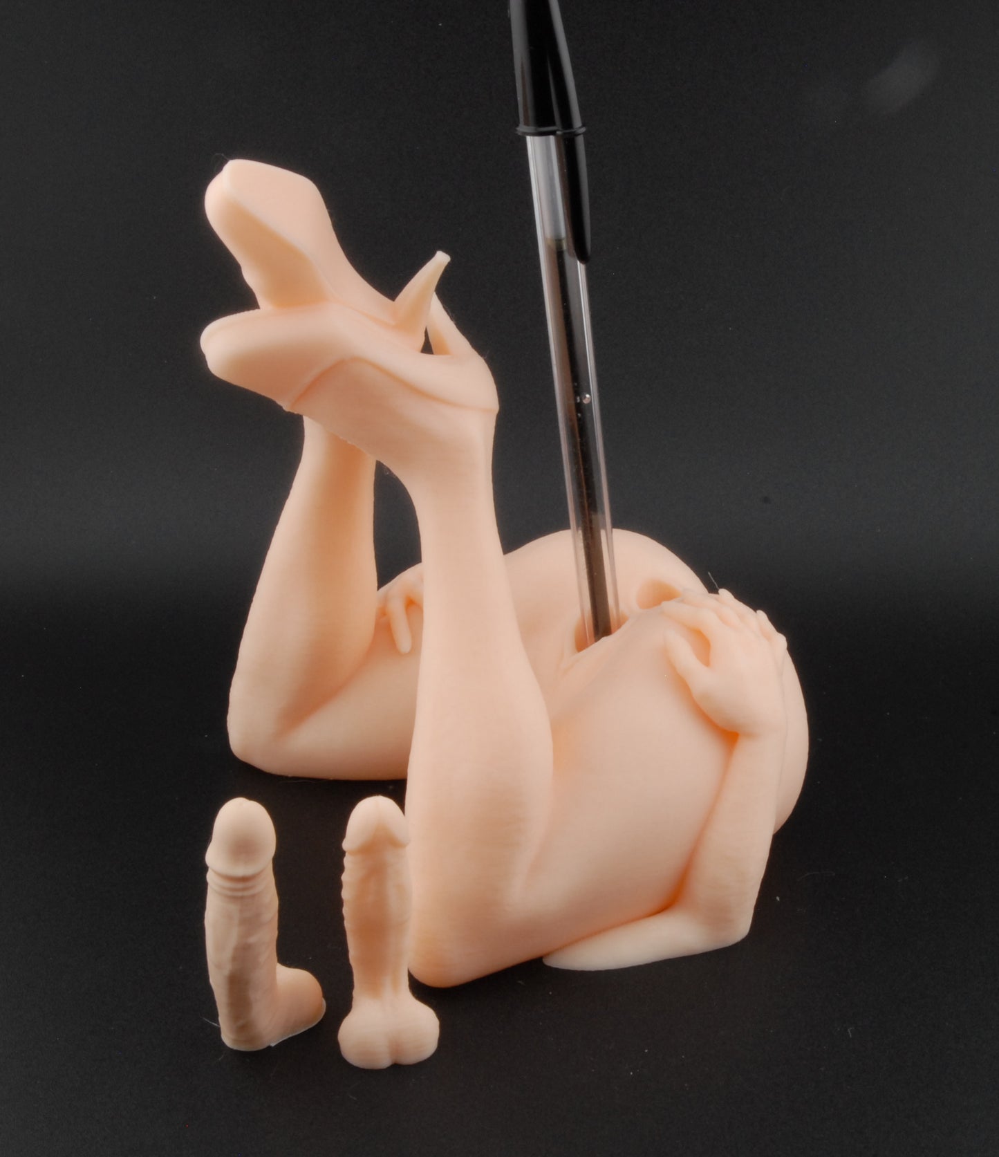 Naughty in Heels Pen Holder – Double Penetration Edition | Erotic Desk Décor | Sexy Gag Gift | Adult Novelty Pen Stand | 3D Printed Humor