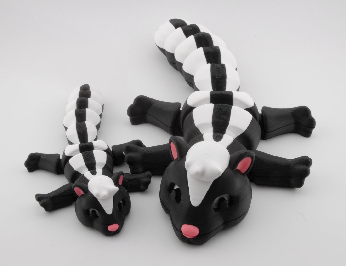 Stinker the Skunk – 3D Printed Articulated Trash Animal | Cute Skunk Figure | Fusion Layer 3D Woodland Collection (2 Sizes + Base Options)