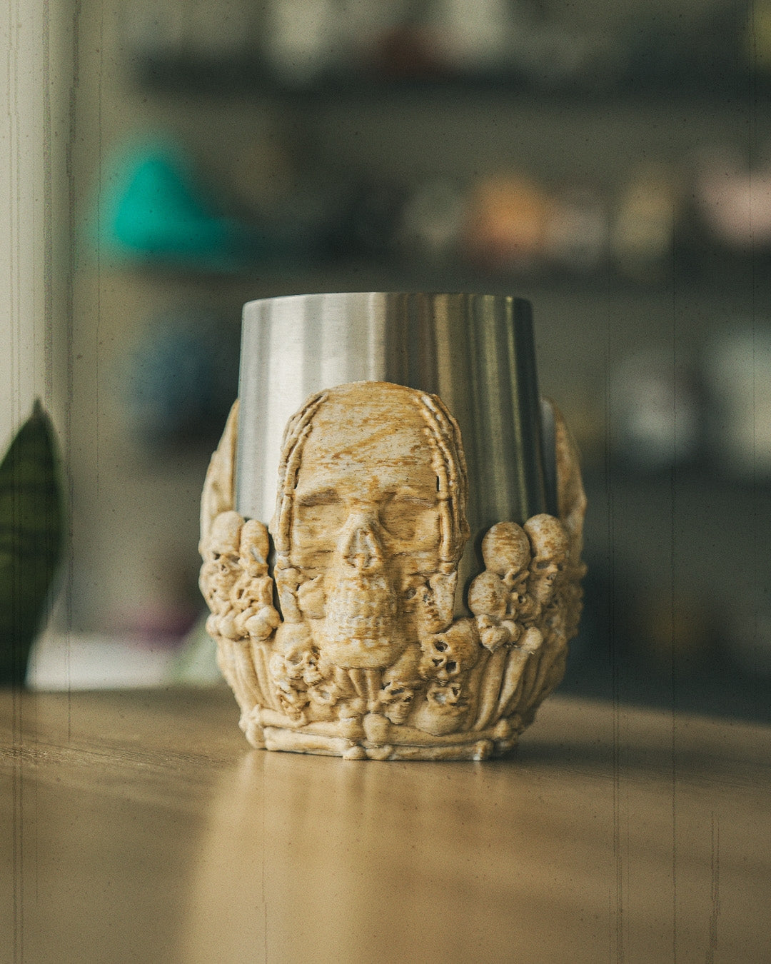 Skull Cup Holder – Gothic Halloween Drinkware | Creepy Skull Mug Sleeve | 3D Printed Horror Kitchen & Bar Decor