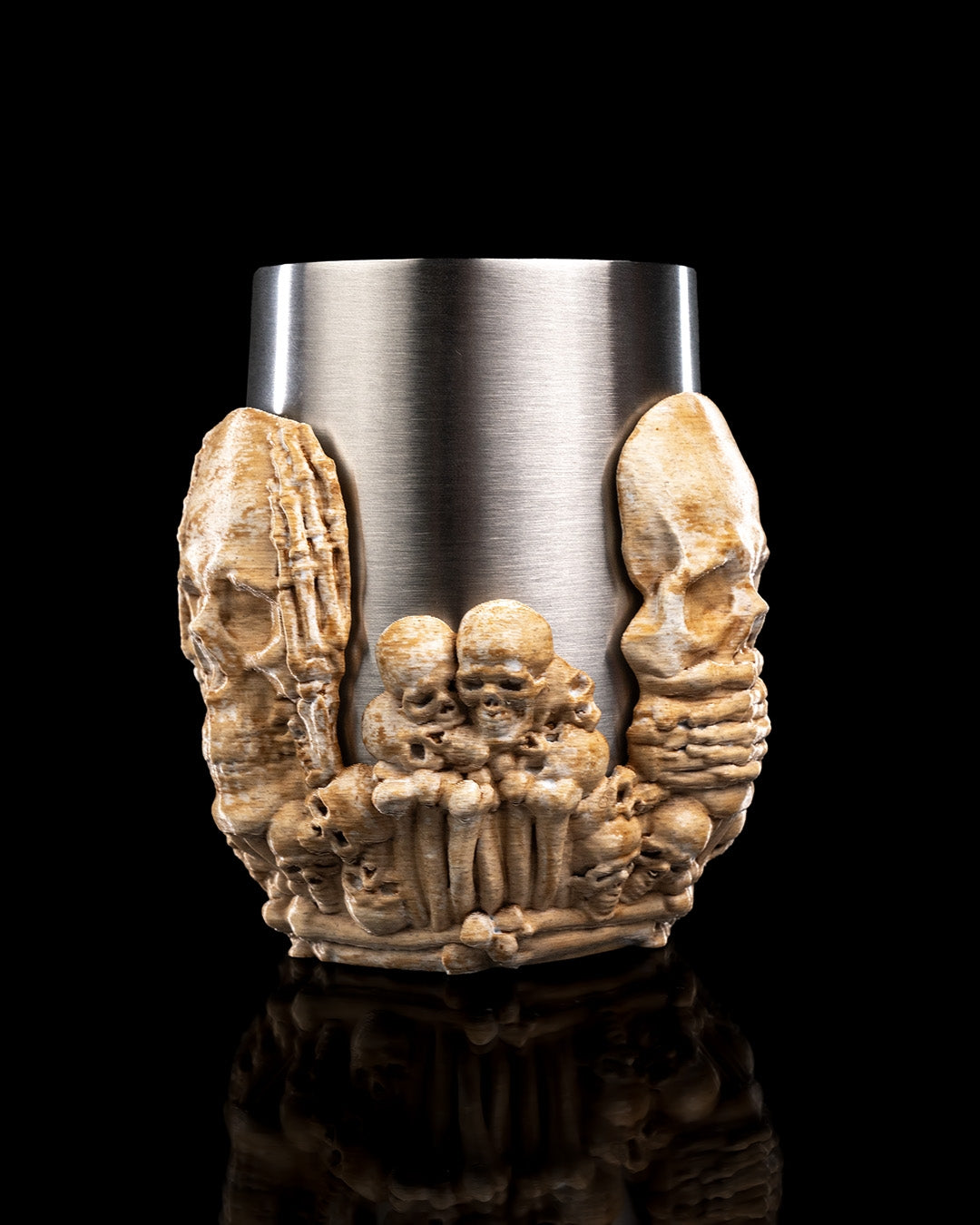 Skull Cup Holder – Gothic Halloween Drinkware | Creepy Skull Mug Sleeve | 3D Printed Horror Kitchen & Bar Decor
