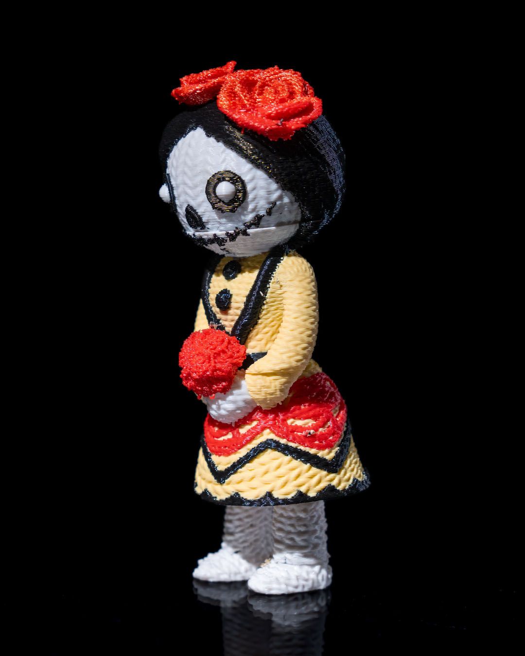 Knitted Love Skeleton Couple Figurines