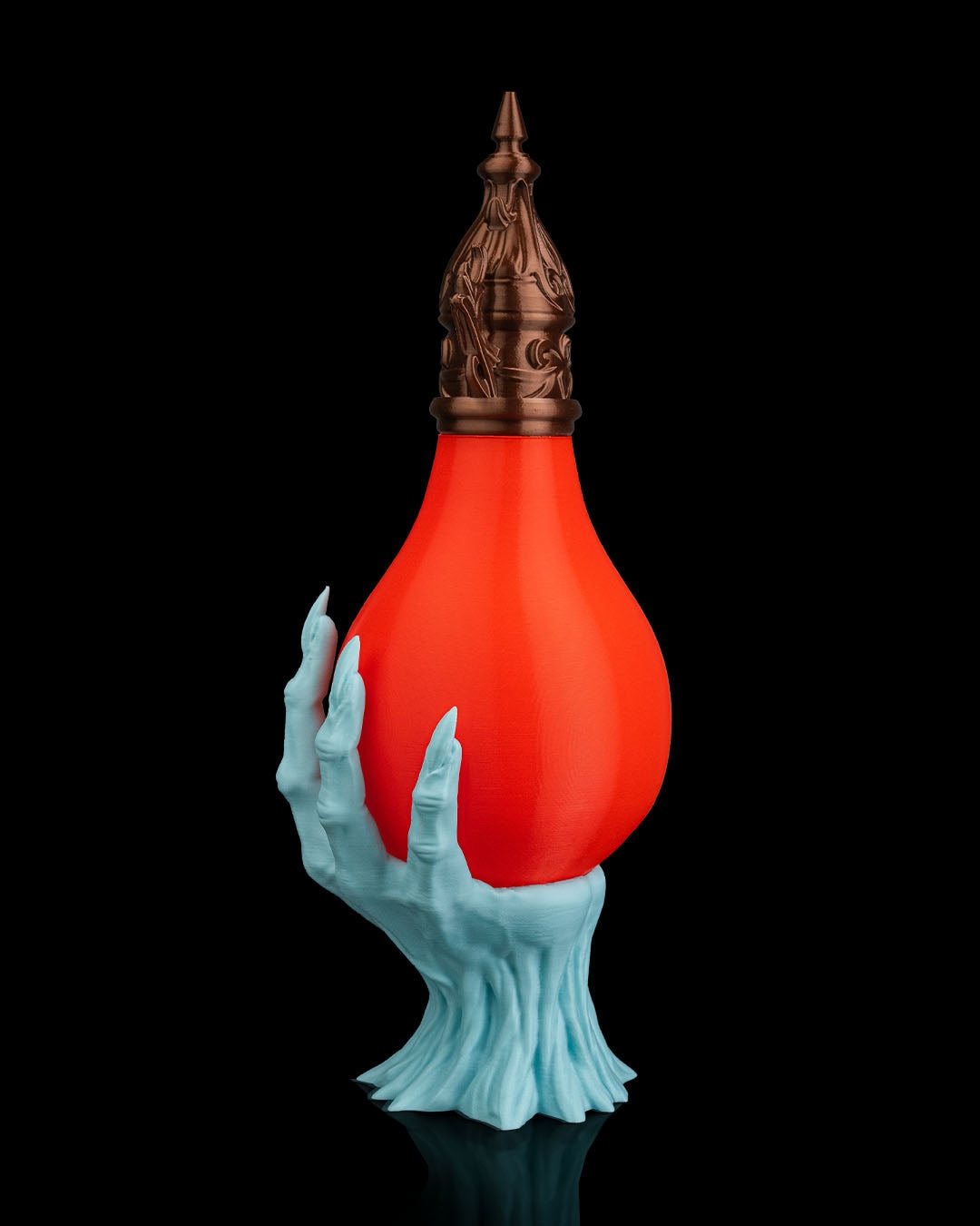 Last Grasp Table Lamp – Gothic Skeleton Hand Lamp | Spooky Halloween Horror Décor | Unique Creepy Table Light (26 cm)