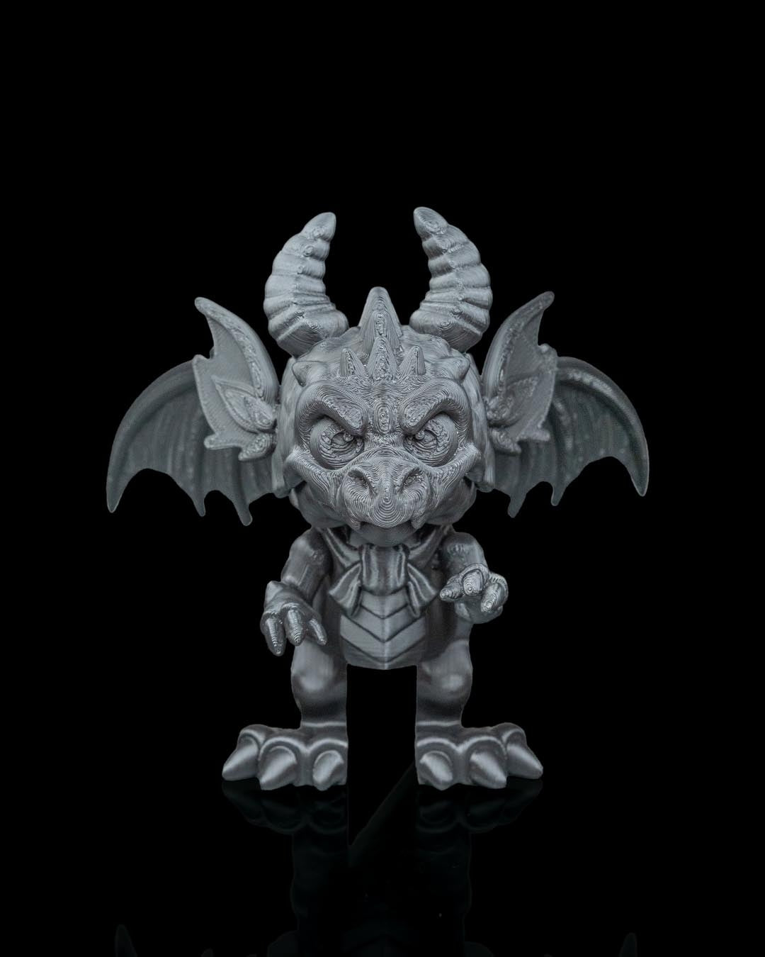 Night Fang Dragon Figurine – Dracoween Vampire Dragon Statue | Gothic Halloween Dragon Collectible | Fantasy Horror Home Décor (15cm)
