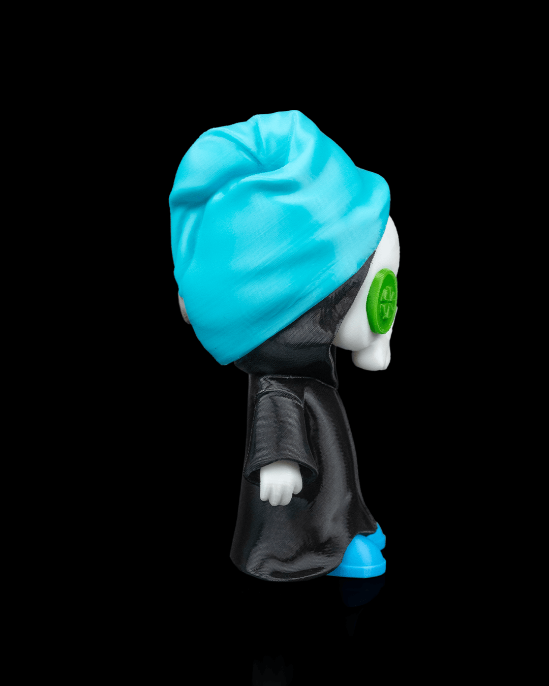 Spa Day Reaper Figurine – Grim Reaper with Towel and Cucumbers | 3D Printed Halloween Collectible | Killer Holidays Collection