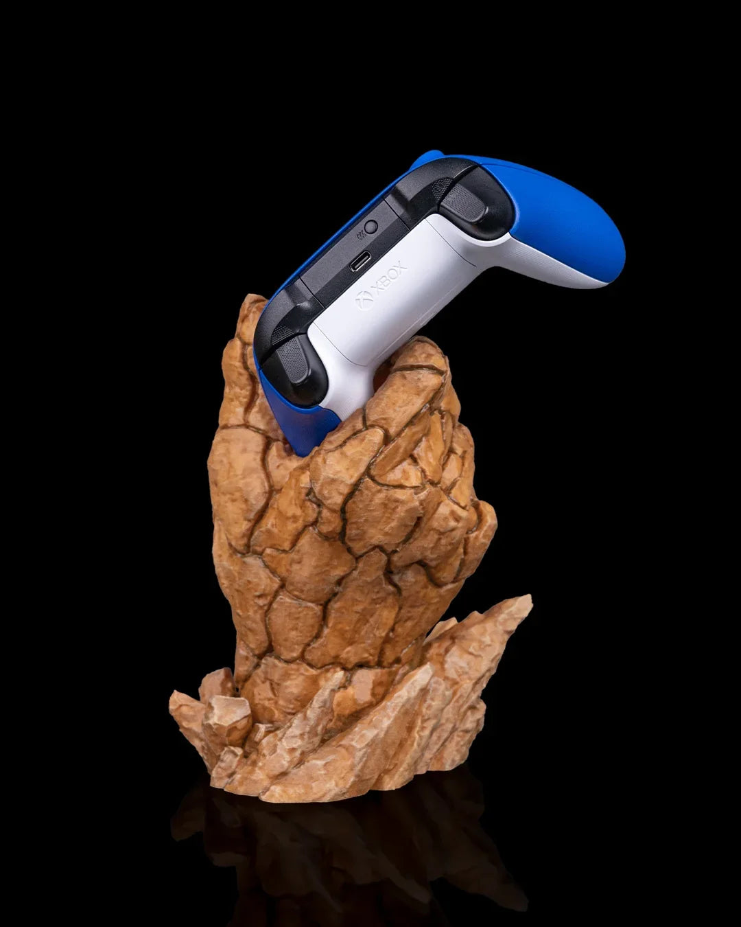 Rock Solid Stonefist Controller Stand - Fusion Layer 3D