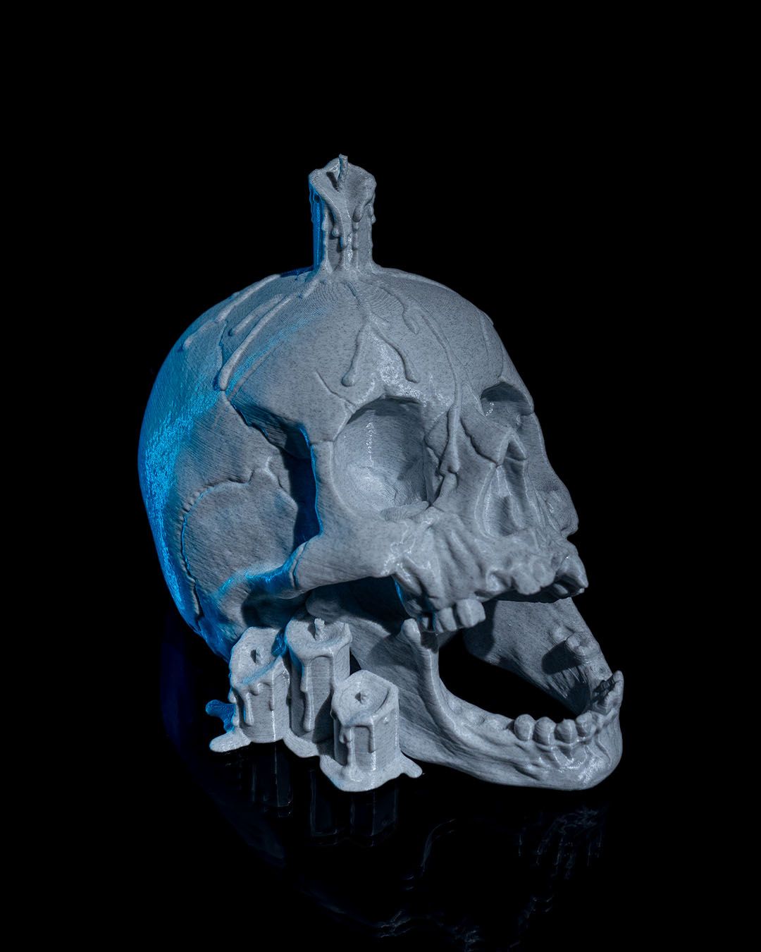 Skull Candle Halloween Light – Gothic Skull Lamp with Vampire Projection | 3D Printed Spooky Candle Décor with LED Glow