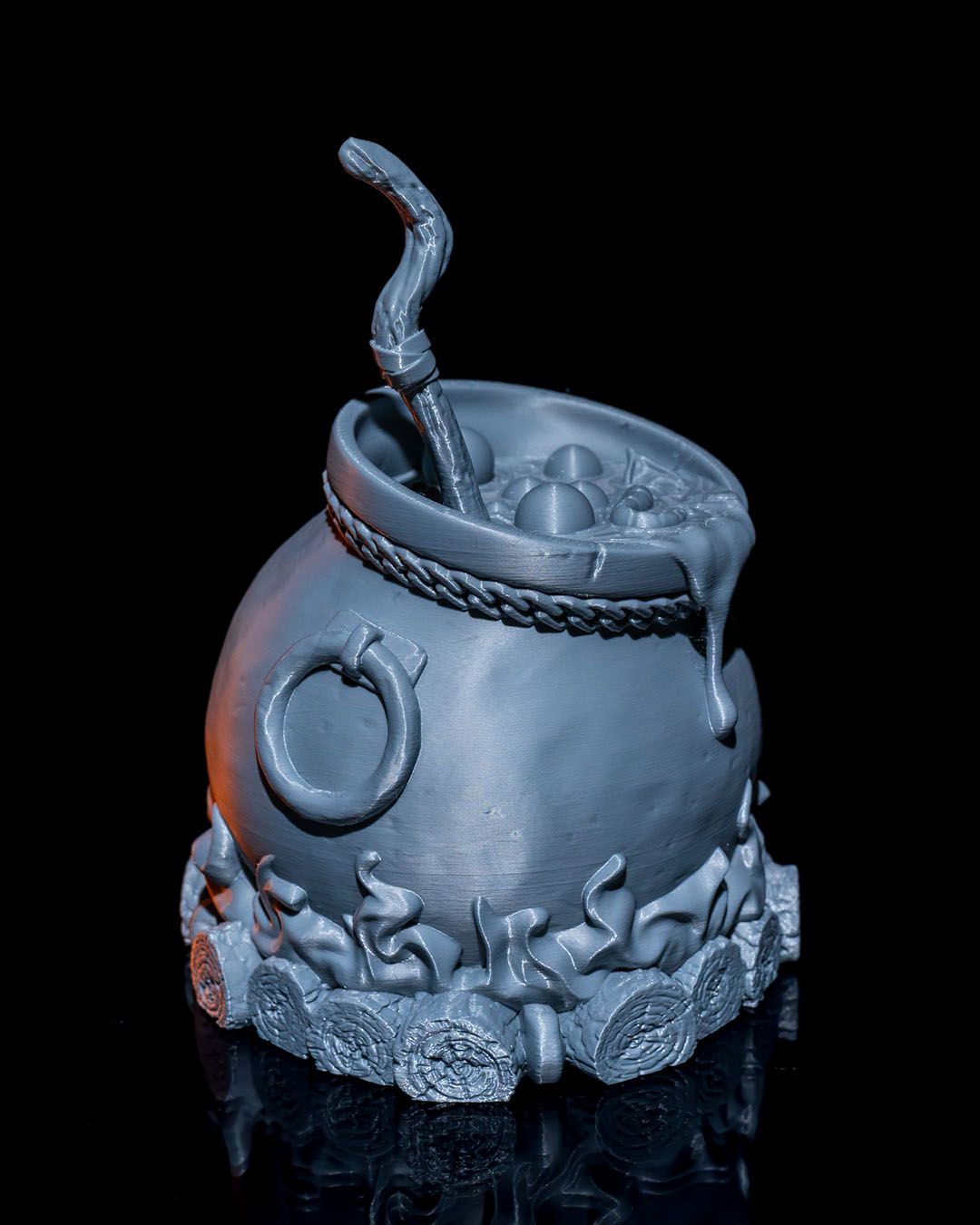 Witch’s Cauldron Halloween Light – Bubbling Cauldron Lamp with Bat Projection | 3D Printed Spooky Party Décor Centerpiece