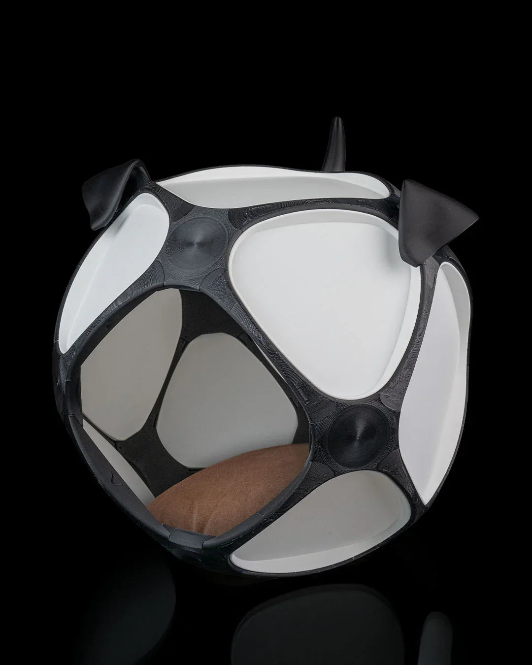 Woof Pet Pod – The Ultimate Pup Retreat - Fusion Layer 3D