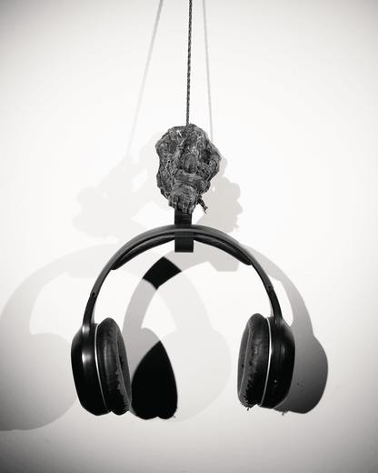Abseiling Soldier Gaming Controller & Headset Holder
