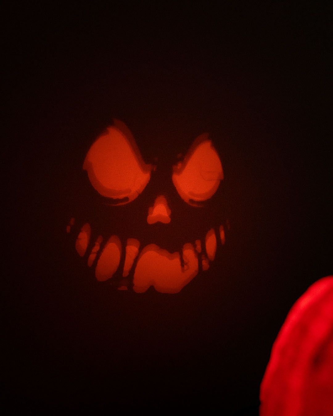 Carved Pumpkin Halloween Light – Creepy Jack-o’-Lantern Lamp | 3D Printed Spooky Pumpkin Décor with Glowing Projection
