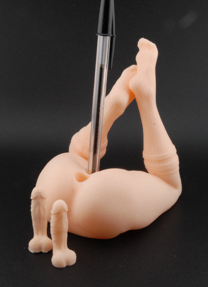 Knee-High Socks Pen Holder – Double Penetration Edition | Erotic Desk Décor | Adult Humor Gift | Naughty Pen Stand | 3D Printed Gag Gift