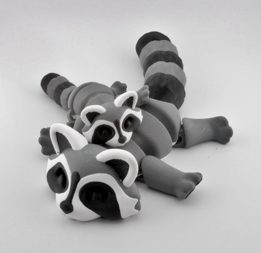 Rascal the Raccoon – 3D Printed Articulated Trash Animal | Cute Raccoon Figure | Fusion Layer 3D Woodland Collection (2 Sizes + Base Options)