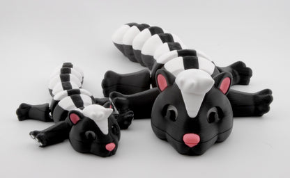 Stinker the Skunk – 3D Printed Articulated Trash Animal | Cute Skunk Figure | Fusion Layer 3D Woodland Collection (2 Sizes + Base Options)