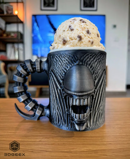 Alien Ice Cream Pint Holder – 3D Printed Xenomorph-Inspired Cozy | Sci-Fi Horror Cup | Left or Right Handle