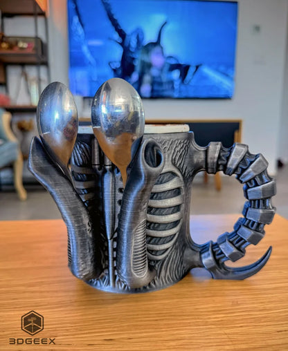 Alien Ice Cream Pint Holder – 3D Printed Xenomorph-Inspired Cozy | Sci-Fi Horror Cup | Left or Right Handle