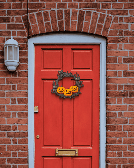 Pumpkin and Cat Halloween Wreath – The Cozy Patch | 3D Printed Spooky Door or Wall Décor | Black Cat & Jack-o’-Lantern Wreath