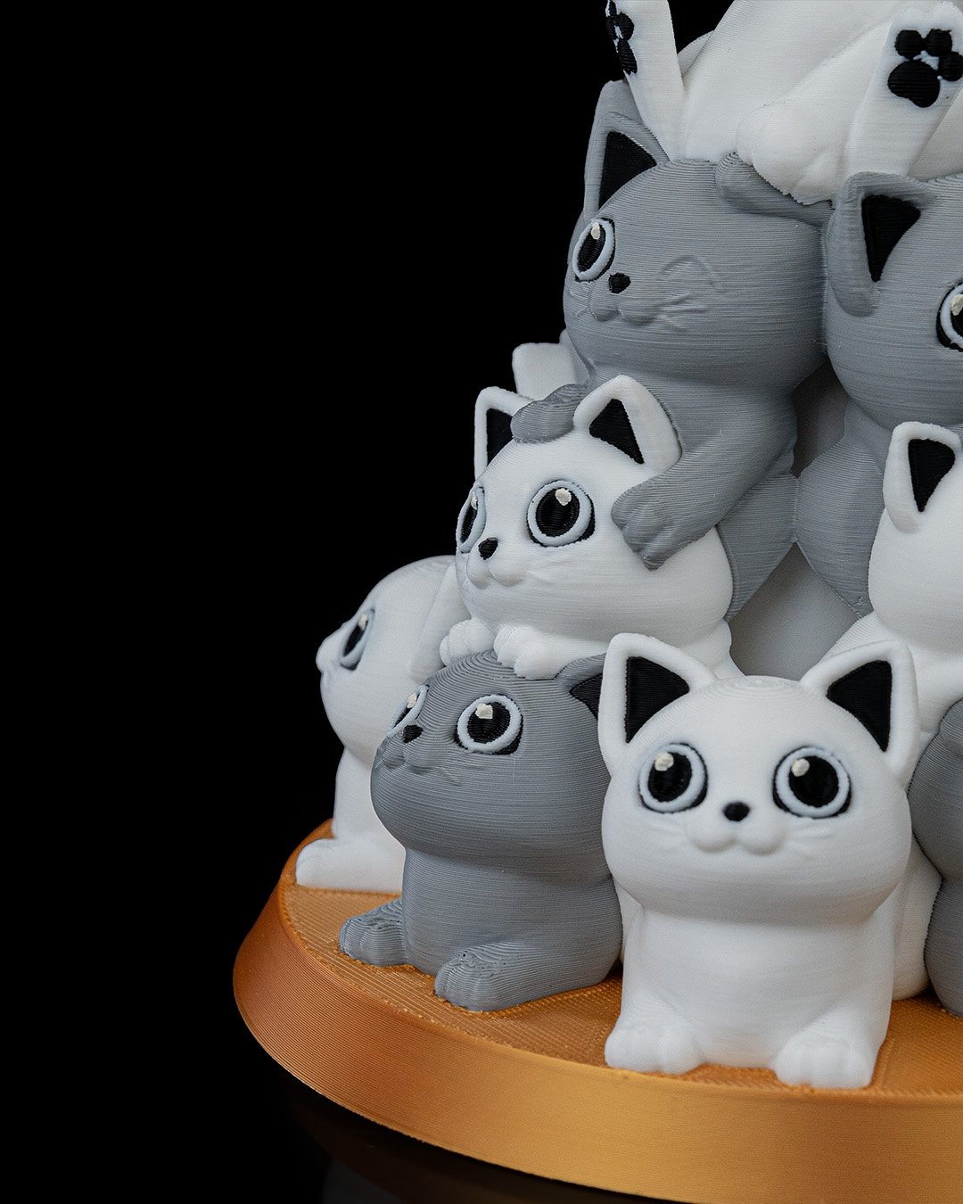 Catmas Tree Table Lamp – 17 cm (6.7 in) 3D Printed Christmas Cat Light with LED Tea Light - Image 7