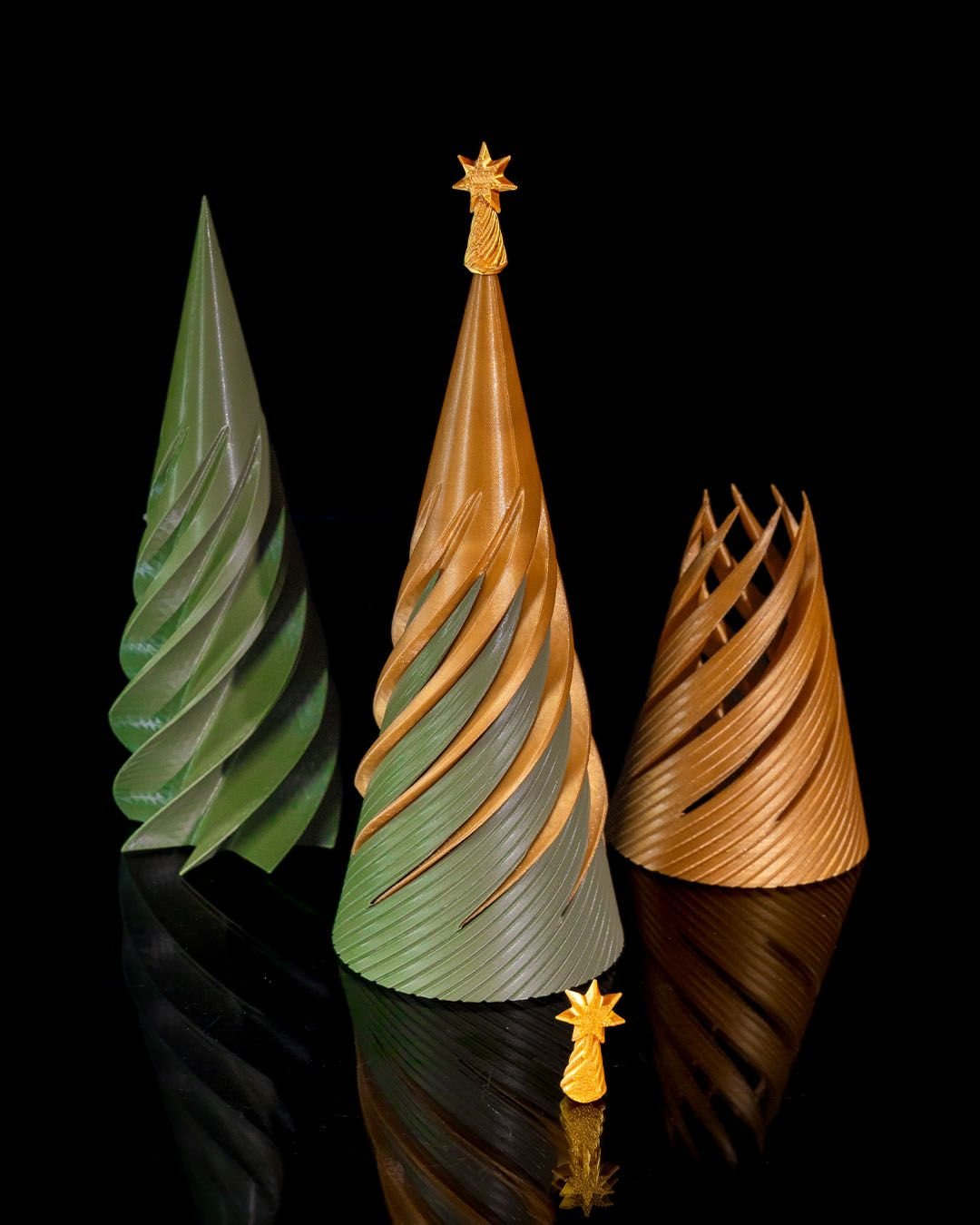 Endless Swirling Tree – 3D Printed Christmas Tree Decoration with Removable Star Topper - Image 5