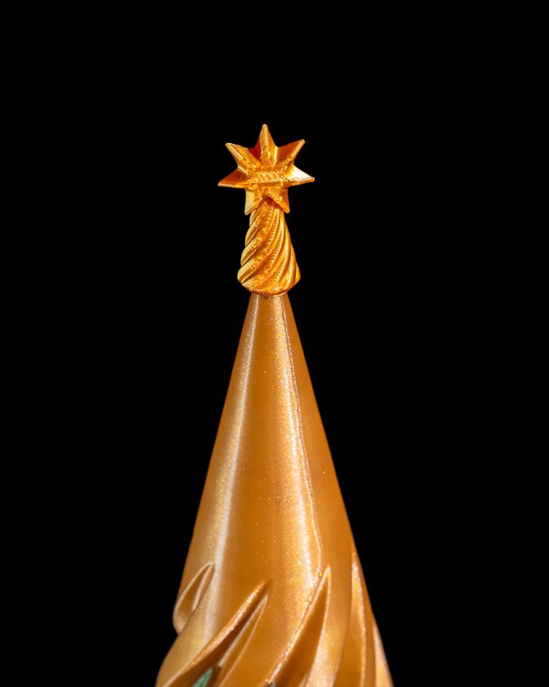 Endless Swirling Tree – 3D Printed Christmas Tree Decoration with Removable Star Topper - Image 6