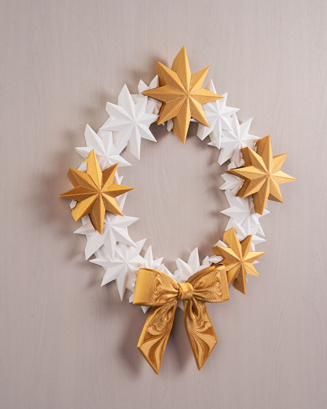 Twinkle Entry Wreath – 3D Printed Star-Themed Christmas Wreath - Image 4
