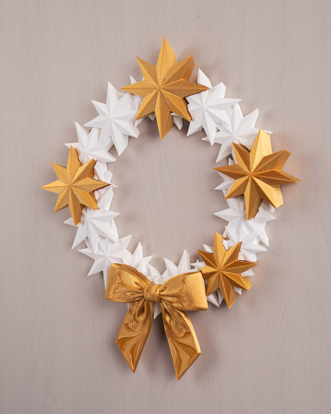 Twinkle Entry Wreath – 3D Printed Star-Themed Christmas Wreath - Image 5